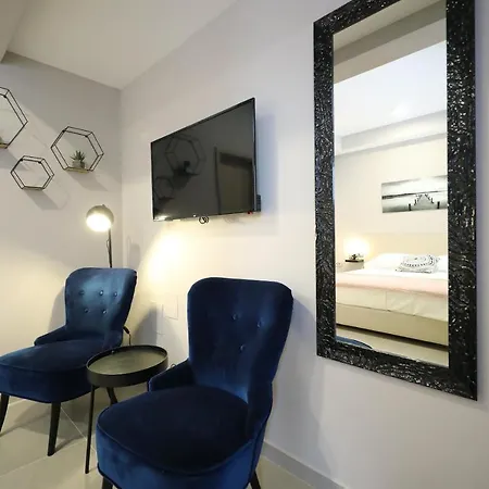 Teatro Verdi Bed & Breakfast Zara